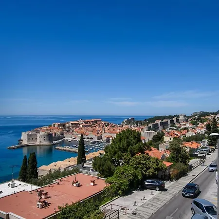 Zenith By Duhomes Daire