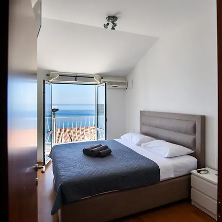 Zenith By Duhomes Apartment