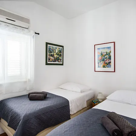Zenith By Duhomes Apartamento *