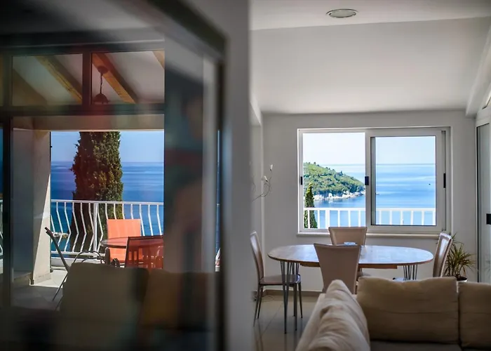 Zenith By Duhomes Apartament *