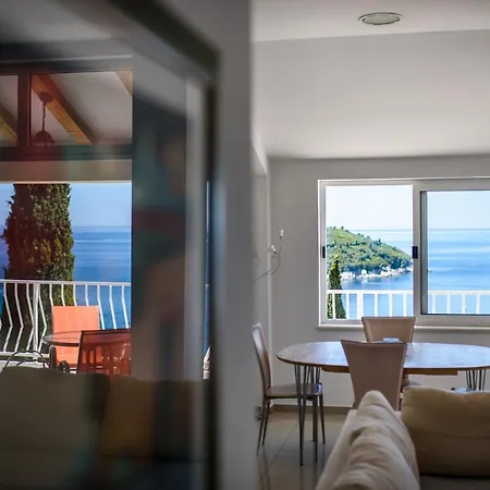 Zenith By Duhomes Apartamento *